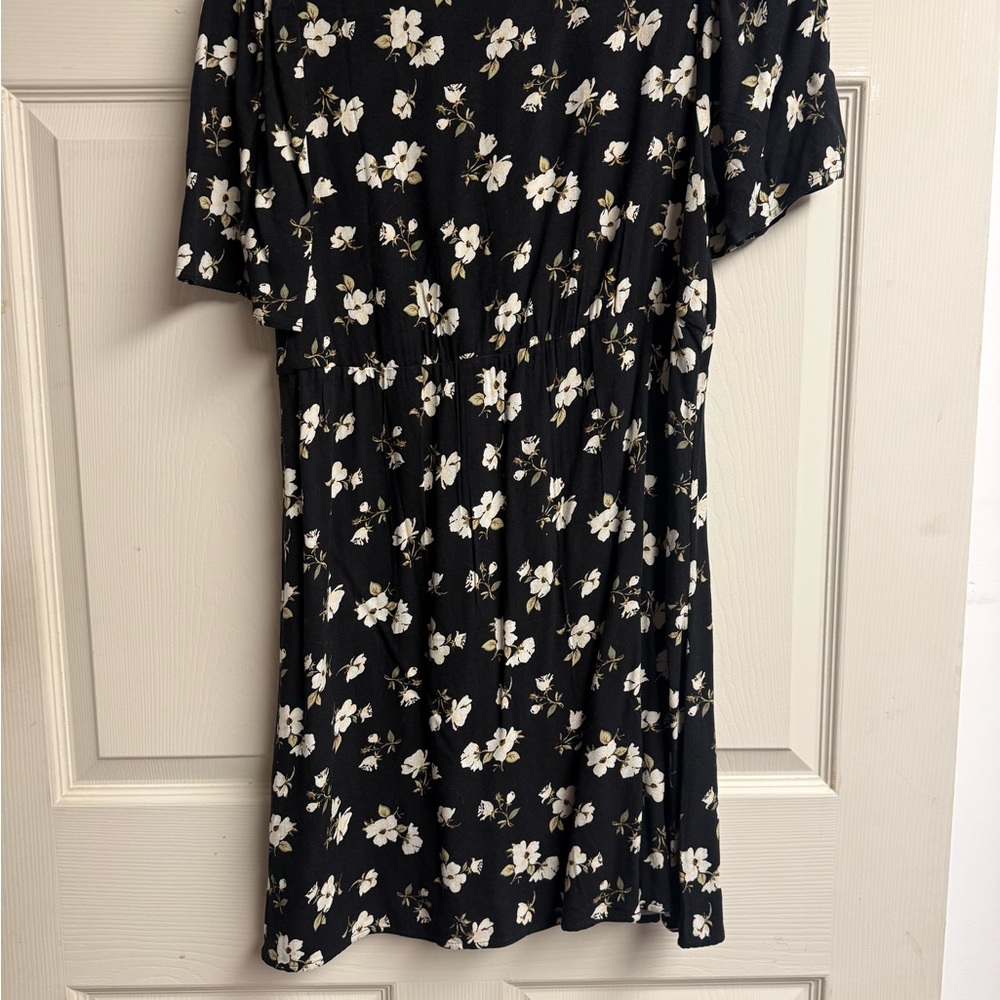 Old Navy Black Dress with White Floral Design - Picture 2 of 5